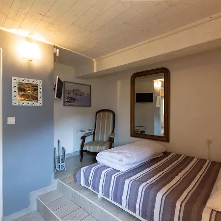 Casa de Férias Bergerie Pyreneenne Renovee - 4 - 8 Pers. - Jardin - Stationnement Public - 3 Stations De - Fr-1-402-132 Sazos