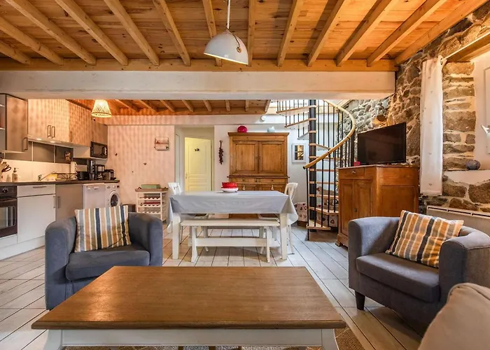 Holiday home Bergerie Pyreneenne Renovee - 4 - 8 Pers. - Jardin - Stationnement Public - 3 Stations De - Fr-1-402-132 *